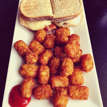 Greg's Kitchen - Breakfast Sammy and tots! - Breakfast & Brunch Near Me - Philadelphia, Pennsylvania