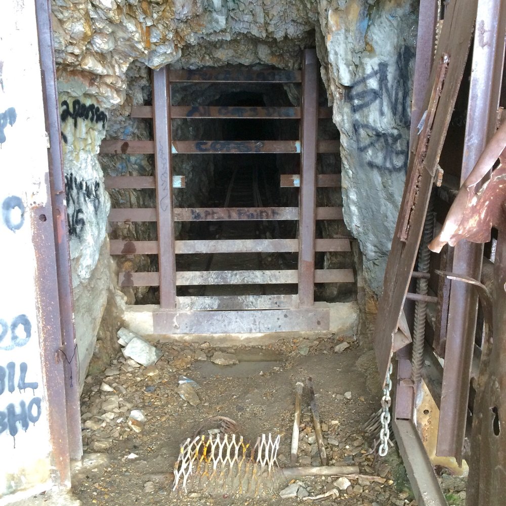 Big Horn Mine - The mine entrance. - Hiking Near Me Big Horn Mine - The mine entrance. - Hiking Near Me