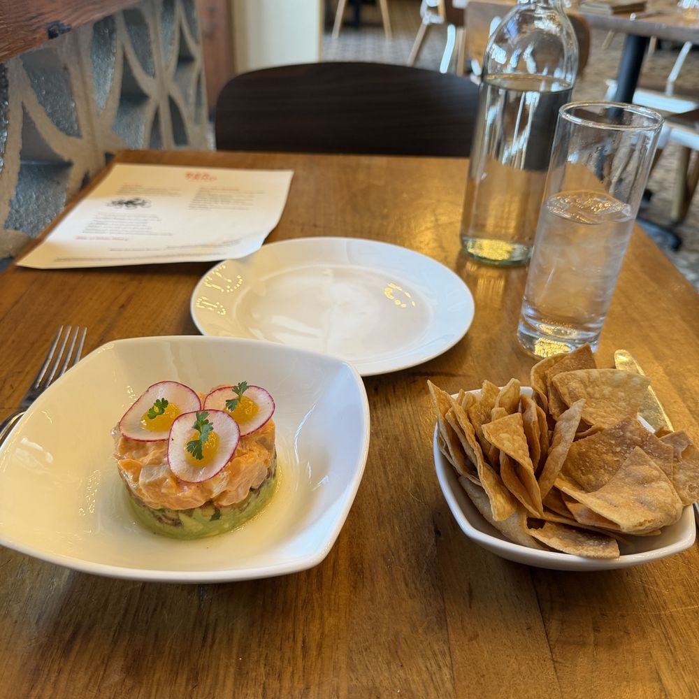 Bar Tako - Salmon Tartar  mango shiso pico de gallo, chips - Japanese Near Me - San Jose, California