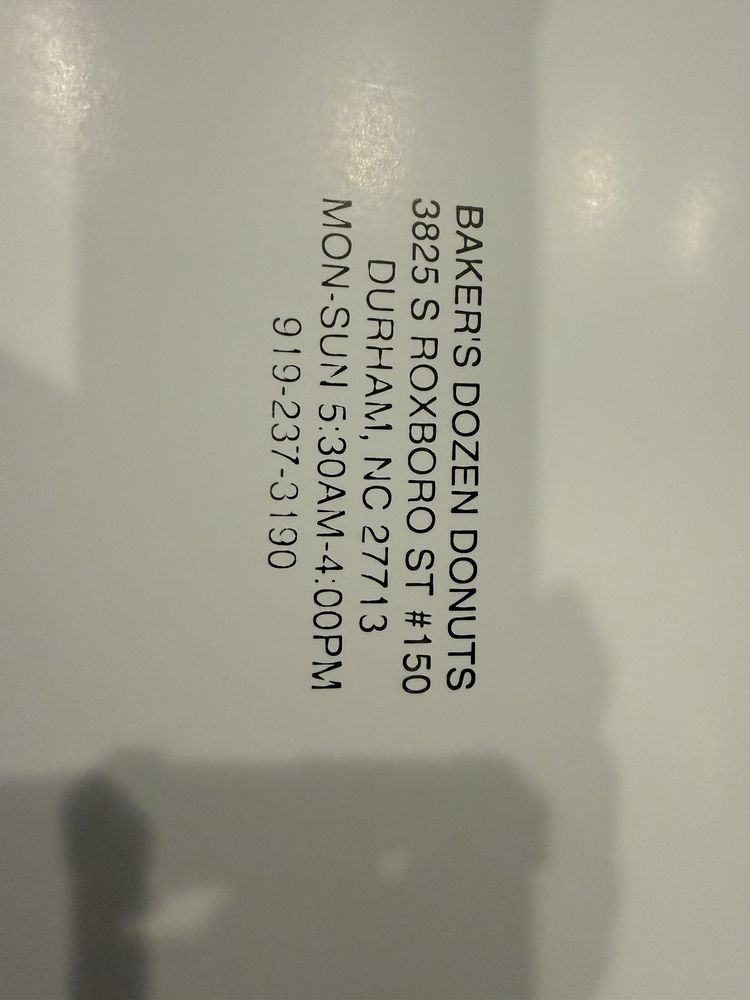 Baker's Dozen Donuts Logo