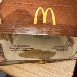 McDonald's - Greasy burger box