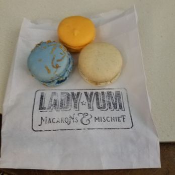 Lady Yum - Blue = Coconut, Yellow = Pumpkin Spice, Tan = Smores. All 3 were on point, very good! - Macarons Near Me - Seattle, Washington Lady Yum - Blue = Coconut, Yellow = Pumpkin Spice, Tan = Smores. All 3 were on point, very good! - Macarons Near Me - Seattle, Washington