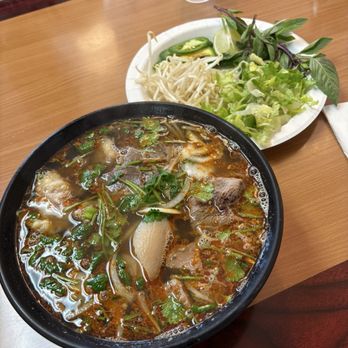 iPho - Bun bo hue - Vietnamese Near Me - Anaheim, California