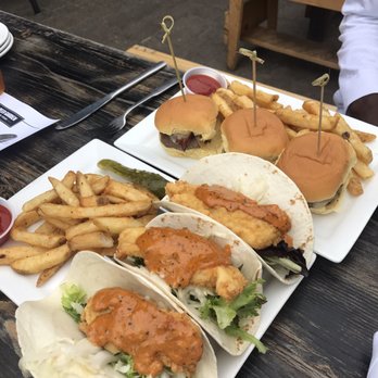 Brew Fish Bar and Eatery - Haddock tacos & brewfish sliders - Gastropubs Near Me - Marion, Massachusetts