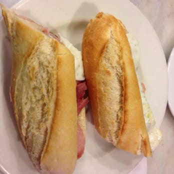 Pompidou Cafe - Sausage and egg baguette - Coffee & Tea Near Me - London, XGL Pompidou Cafe - Sausage and egg baguette - Coffee & Tea Near Me - London, XGL