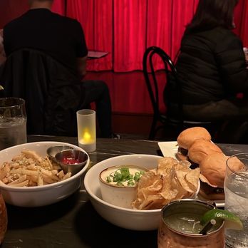 Alameda Comedy Club - a table full of food - Comedy Clubs Near Me - Alameda, California Alameda Comedy Club - a table full of food - Comedy Clubs Near Me - Alameda, California