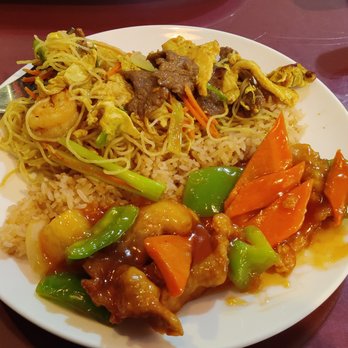 Louie's Mandarin Gourmet - Chinese Near Me - Minden, Nevada Louie's Mandarin Gourmet - Chinese Near Me - Minden, Nevada