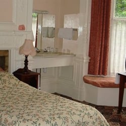 Oak Villa Hotel
