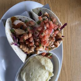 Grilled Salmon Tacos