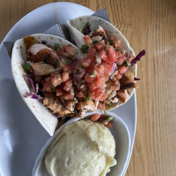 Aubrey’s - Sevierville - Grilled Salmon Tacos and Smashed Yukon Golds - American Near Me - Sevierville, Tennessee Aubrey’s - Sevierville - Grilled Salmon Tacos and Smashed Yukon Golds - American Near Me - Sevierville, Tennessee