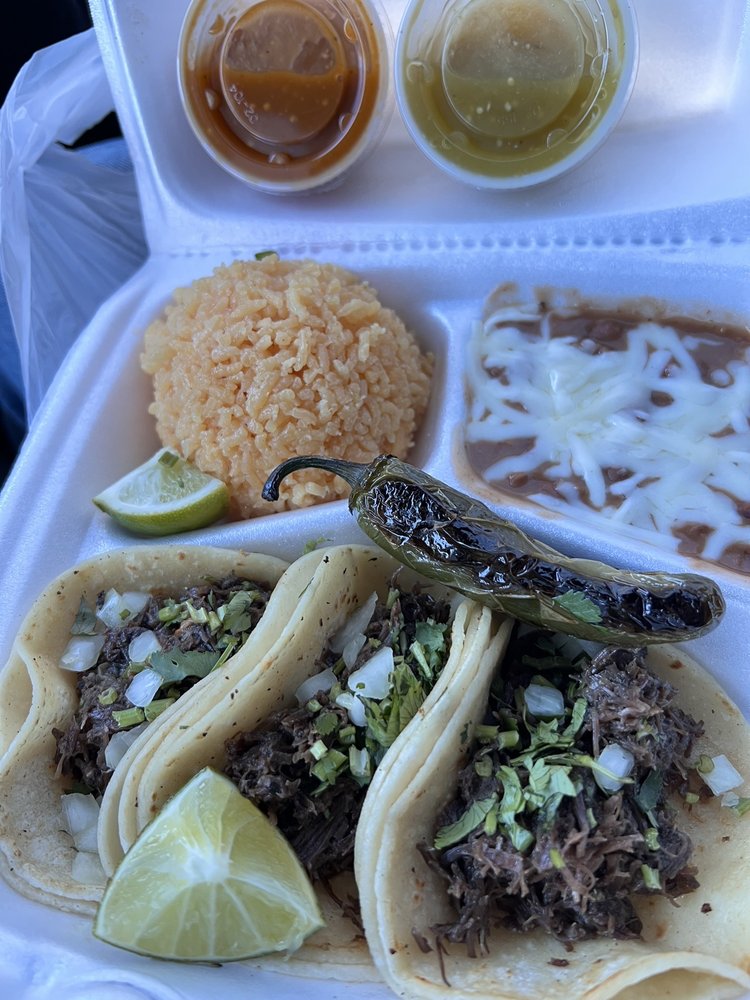 Mama Tita's Tacos