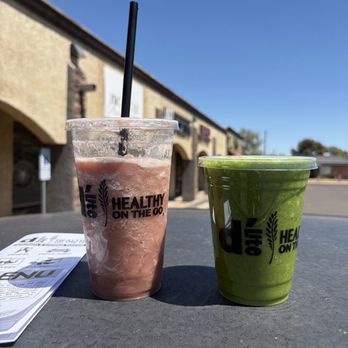 d'Lite Healthy On The Go - Berry smoothie , pink.  Green lemonade, green. - Coffee & Tea Near Me - Phoenix, Arizona