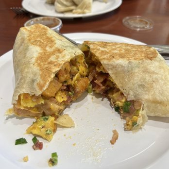 Eggs 'n Things - Waikiki Beach Eggspress - Breakfast burrito! - Breakfast & Brunch Near Me - Honolulu, Hawaii Eggs 'n Things - Waikiki Beach Eggspress - Breakfast burrito! - Breakfast & Brunch Near Me - Honolulu, Hawaii