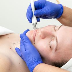 SkinSpirit Kirkland - Totem Lake - Get DiamondGlow ready for your next event with one of our favorite exfoliating facials.