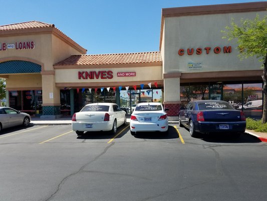 Bonds House Of Cutlery / Knives and More by null