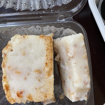 Good Family Bakery - Turnip cake - Dim Sum Near Me - Brooklyn, New York Good Family Bakery - Turnip cake - Dim Sum Near Me - Brooklyn, New York