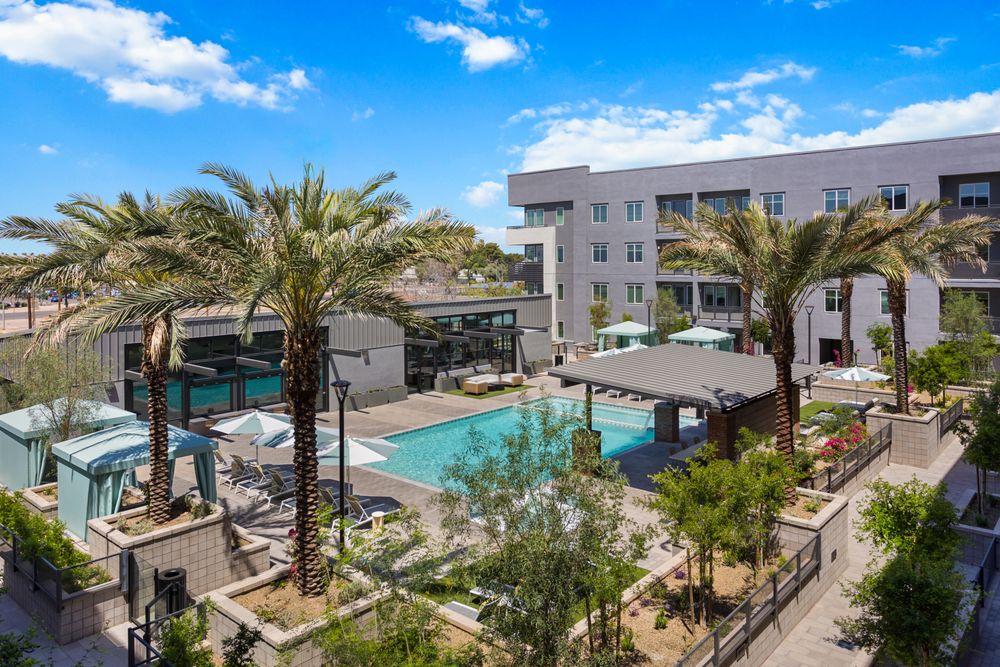BROADSTONE UPTOWN Updated July 2024 34 Photos 500 W Camelback Rd, Phoenix, Arizona