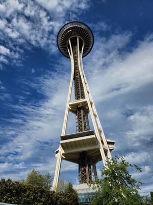 Space Needle by null