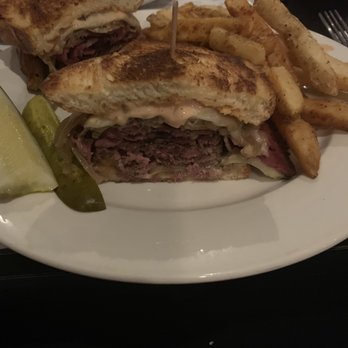 Perly's - Patty melt on challah - Delis Near Me - Richmond, Virginia Perly's - Patty melt on challah - Delis Near Me - Richmond, Virginia