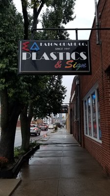 Eaton Quade Plastics & Sign
