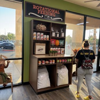 Pet Wants - Pet Stores Near Me - Bakersfield, California