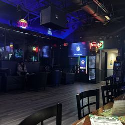 Stadium Sports & Grill - Vibe