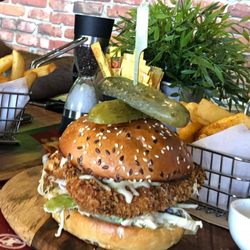 Mister Greens Cafe & Grill - South Fried Chicken Burger