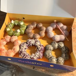 6 pack: matcha, tiramisu, taro, strawberry shortcake, ube, and black sesame 6 pack: matcha, tiramisu, taro, strawberry shortcake, ube, and black sesame