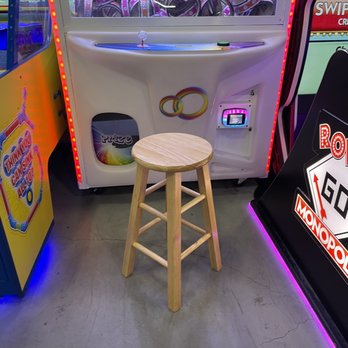 Shell We Bounce - Odd barstools all Around - Kids Activities Near Me - Lewes, Delaware Shell We Bounce - Odd barstools all Around - Kids Activities Near Me - Lewes, Delaware