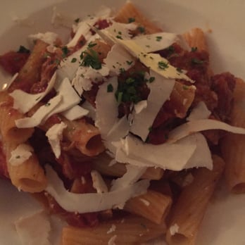 Stella - Rigatoni al Ragu di Maiale - Italian Near Me - Burlingame, California Stella - Rigatoni al Ragu di Maiale - Italian Near Me - Burlingame, California