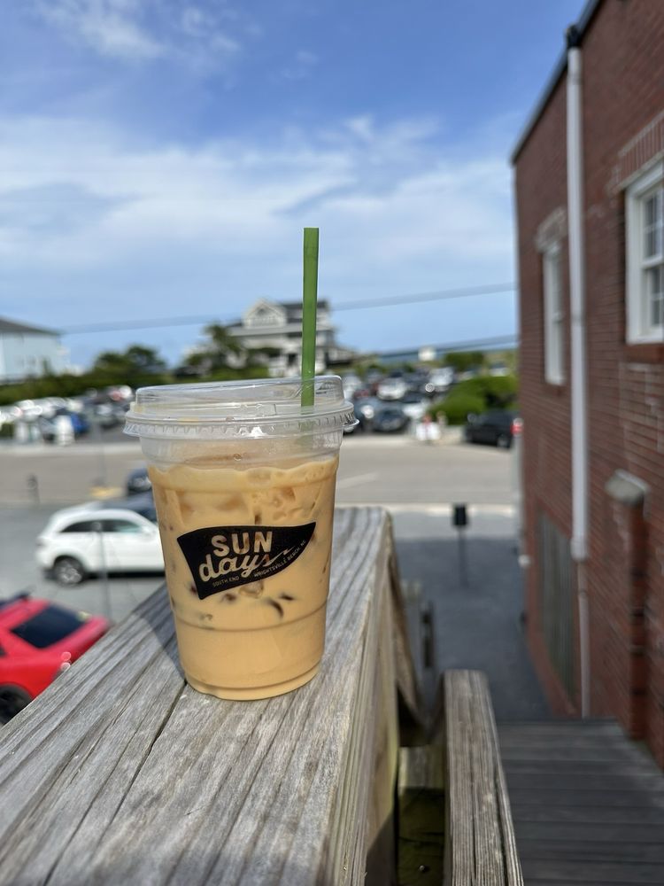 Sundays Café Image