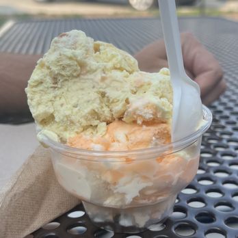 Uptown Dairy - Lemon cheesecake and orange creamsicle - Ice Cream & Frozen Yogurt Near Me - Ankeny, Iowa Uptown Dairy - Lemon cheesecake and orange creamsicle - Ice Cream & Frozen Yogurt Near Me - Ankeny, Iowa