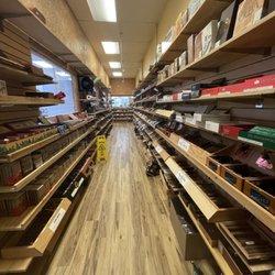 Brand Cigars - Big waking humidifier room