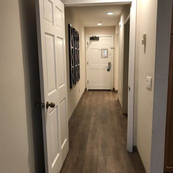 San Clemente Cove Resort - Room entry way - Hotels Near Me - San Clemente, California