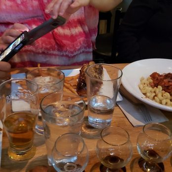 Four Peaks Brewing - The problem with eating with Yelpers. - Pubs Near Me - Tempe, Arizona