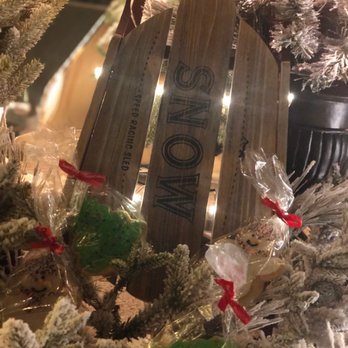 Light Up My Holiday - Holiday Decorating Services Near Me Light Up My Holiday - Holiday Decorating Services Near Me