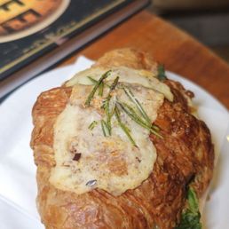 Croissant Croissant