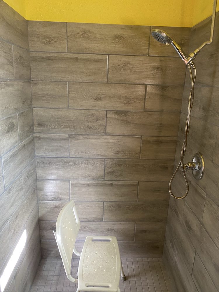 Slide of Medina's Construction & Remodeling