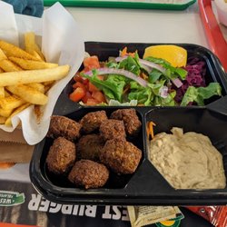 Cevahir Alışveriş Merkezi - Best Burger falafel