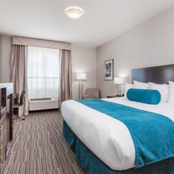 Wingate By Wyndham Airdrie - Standard King room. - Hotels Near Me - Airdrie, Alberta Wingate By Wyndham Airdrie - Standard King room. - Hotels Near Me - Airdrie, Alberta