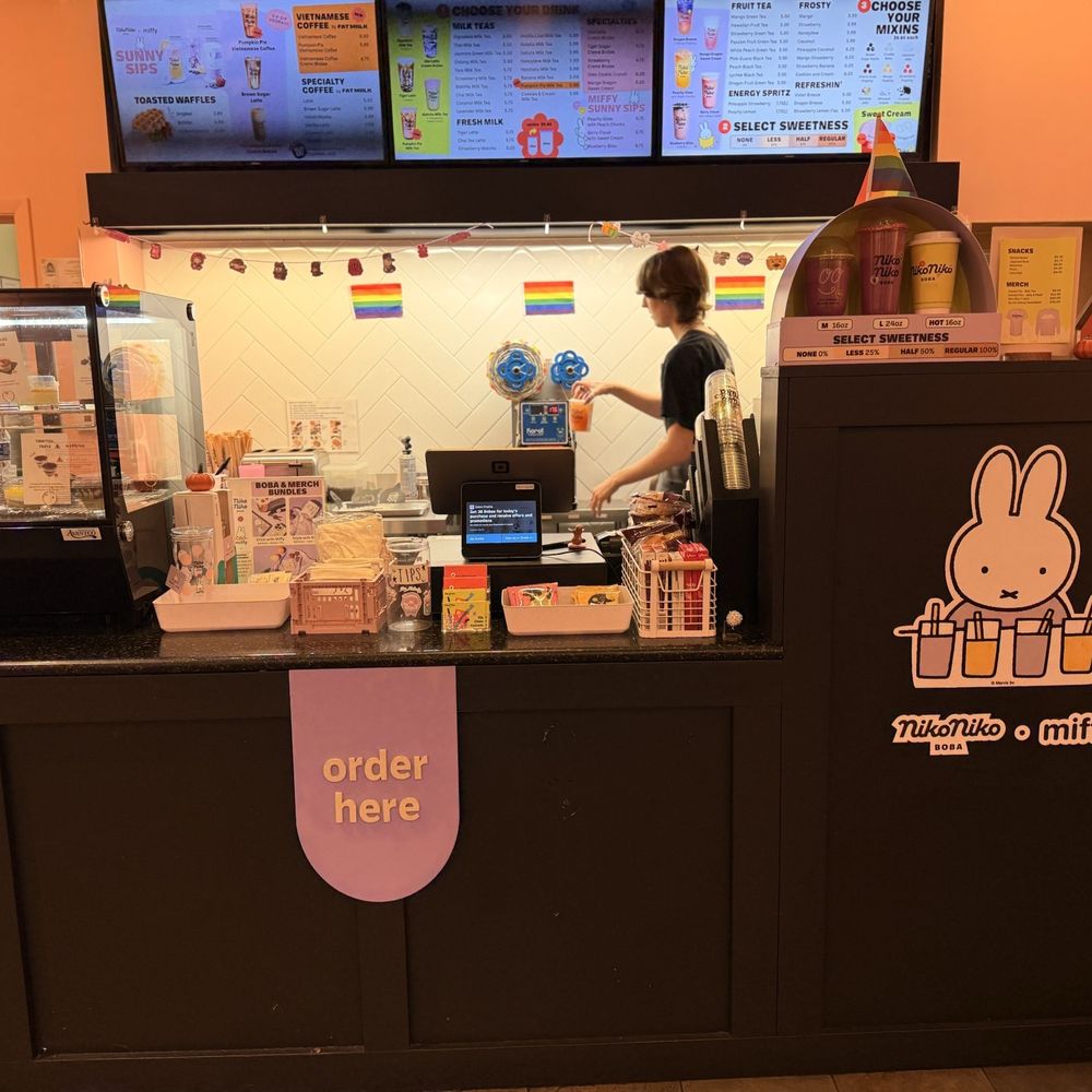 Niko Niko - Counter area - Bubble Tea Near Me - Eden Prairie, Minnesota Niko Niko - Counter area - Bubble Tea Near Me - Eden Prairie, Minnesota