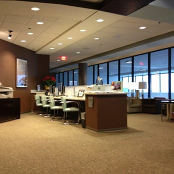 Admirals Club - BNA Admiral's Club - Airport Lounges Near Me - Nashville, Tennessee Admirals Club - BNA Admiral's Club - Airport Lounges Near Me - Nashville, Tennessee