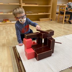 Lincoln Square Montessori School