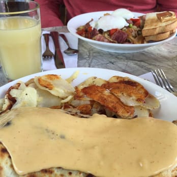Cafe M - Delmar crepe and corn beef hash - Breakfast & Brunch Near Me - Berkeley, California