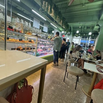 Vanilla Cafe - Inside - Cafes Near Me - Miami, Florida