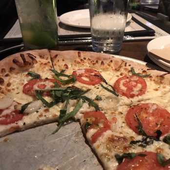 Yard House - Bars Near Me - Hallandale Beach, Florida