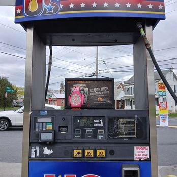 Texaco Gas Station - Convenience Stores Near Me - Strausstown, Pennsylvania