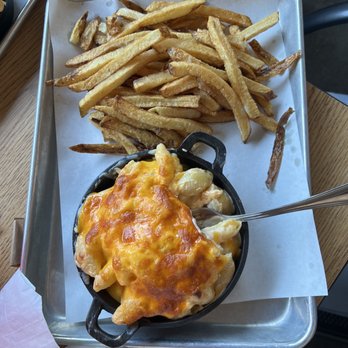 Ironwood Tavern - Mac and cheese with fries - Pizza Near Me - Evans, Georgia Ironwood Tavern - Mac and cheese with fries - Pizza Near Me - Evans, Georgia
