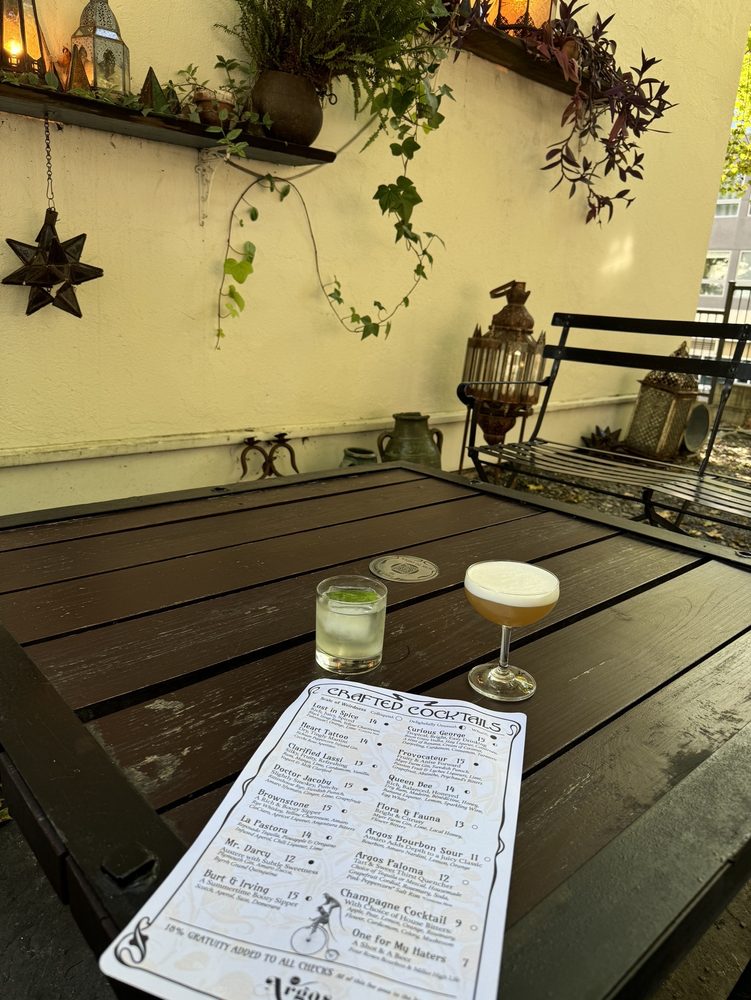 Social spots from Bar Argos