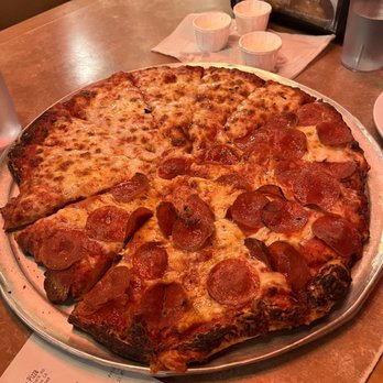 Toppers Pizza Place - Half cheese half pepperoni - Pizza Near Me - Thousand Oaks, California Toppers Pizza Place - Half cheese half pepperoni - Pizza Near Me - Thousand Oaks, California